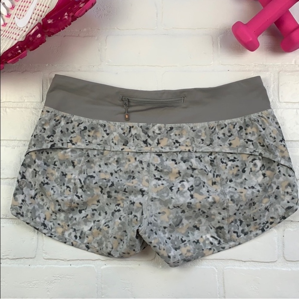 🍋Lululemon Speed Short! - Picture 2 of 7